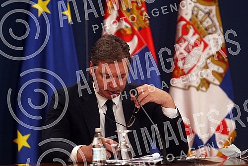 At the Palace of Serbia, President of Serbia Aleksandar Vucic met with ambassadors of EU member states in Serbia.U Palati Srbija predsednik Srbije Aleksandar Vucic sastao se sa ambasadorima zemalja clanica EU u Srbiji.