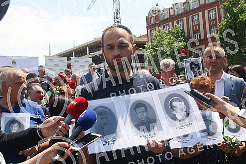 The procession of remembrance was organized on the occasion of the shooting of the final scene of the documentary 