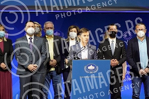 The Prime Minister of the Republic of Serbia, Ana Brnabic, presented the results of the work in the first 100 days of the government in Kombank Hall, and all members of the Government of the Republic of Serbia attended the presentation of the results