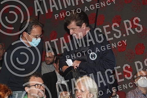 The fifth annual award ceremony of the GODUM Association of Jazz, Rock and Popular Music Musicians was held at the Vuk Cultural Institution.Peta godisnja dodela nagrada GODUM Udruzenja muzicara dzez, rok i zabavne muzike odrzana je u Ustanovi kultu