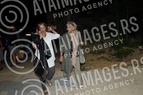 The Elar group, consisting of Anja Alac and Boris Bunjac, held a concert at the Summer Stage of the Belgrade Drama Theater.
Sastav Elar, koji cine Anja Alac i Boris Bunjac je odrzao koncert na Letnjoj sceni Beogradskog dramskog pozorista. The Elar group, consisting of Anja Alac and Boris Bunjac, held a concert at the Summer Stage of the Belgrade Drama Theater.
Sastav Elar, koji cine Anja Alac i Boris Bunjac je odrzao koncert na Letnjoj sceni Beogradskog dramskog pozorista.