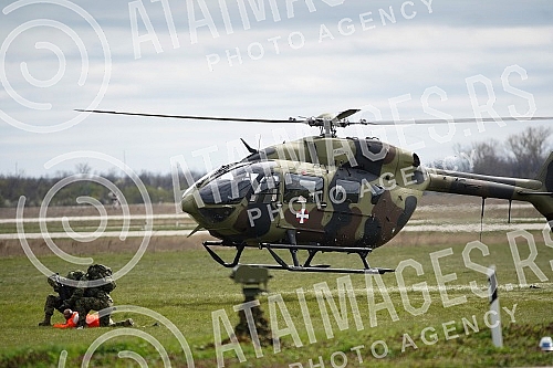 The President of the Republic of Serbia Aleksandar Vucic and His Highness Sheikh Nasser bin Hamad bin Isa Al Khalifa attended a demonstration of weapons, military equipment and capabilities of the units of the Serbian Army at the Military Airport 