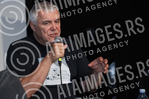 The promotion of the first novel by the famous Slovenian singer-songwriter Zoran Predin 