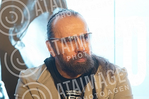 Pop rock band Neverne bebe has announced its new Belgrade concert in Kombank Hall for March 8 - Women's Day at the Jazz Canteen Club Lisbon within that cultural institution.