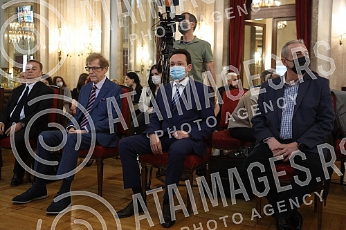 Commemoration on the occasion of the death of one of the greatest Serbian and Yugoslav singers of popular music, Djordje Marjanovic, was held in the Ceremonial Hall of the Belgrade City Assembly.Komemoracija povodom smrti jednog od najvecih srpskih