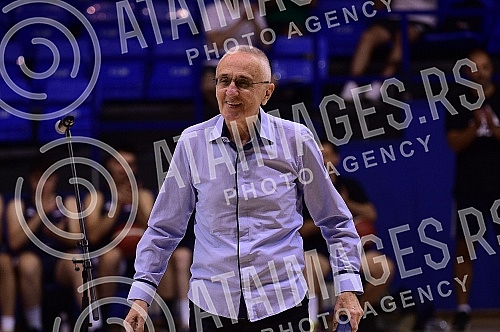 Belgrade basketball clinic Dusan Ivkovic, organized by the Association of Basketball Coaches of Serbia, is held at the Ranko Zeravica Sports Hall in New Belgrade.Beogradska kosarkaska klinika Dusan Ivkovic u organizaciji Udruzenje kosarkaskih trene