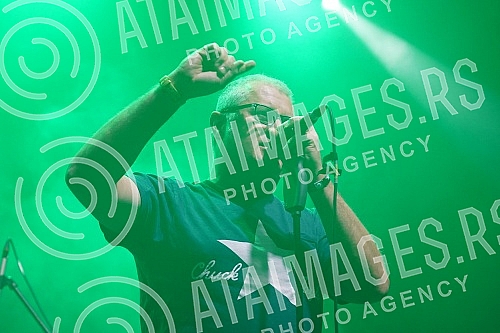 One of the most popular bands in the region, Hladno pivo, organized by the Long Play agency, held a big Belgrade concert in the Belekspo Center, as part of a series of performances before, as they announce, a long concert break.Jedan od najpopularn