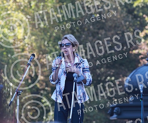 In front of the House of the National Assembly, a protest of several non-governmental organizations began, entitled 