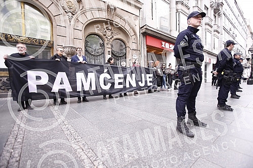 In Knez Mihailova Street, activists of the Humanitarian Law Center, Women in Black and the Youth Initiative for Human Rights organized a rally on the occasion of the 30th anniversary of the pre-election rally of the Serbian Radical Party in Hrtkovci.