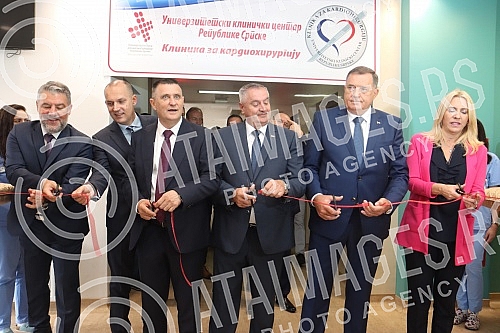 In the University Clinical Center of the Republika Srpska, the Clinic for Cardiac Surgery, located in the South Wing on an area of ââapproximately 1,500 square meters, was officially opened.U Univerzitetskom klinickom centru Republike Srpske sv