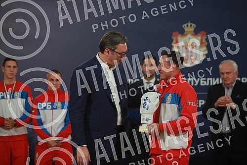 The President of the Republic of Serbia, Aleksandar Vucic, received the winners of gold medals at the European Boxing Championships, Vahid Abasov and Artyom Ageyev, as well as members of the delegation of the Boxing Federation of Serbia and the Olymp