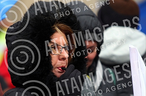 The Education Union of Serbia and the Education Workers' Union of Serbia organized a protest.Sindikat obrazovanja Srbije i Sindikat radnika u prosveti Srbije organizovali su protest.