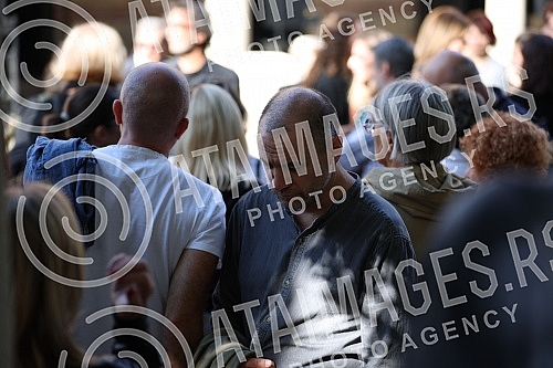 Srbijanka Turajlic, a retired professor of the University of Belgrade and an activist for human rights and freedoms, was buried at the New Cemetery.Profesorka Univerziteta u Beogradu u penziji i i aktivistkinja za ljudska prava i slobode Srbijanka 