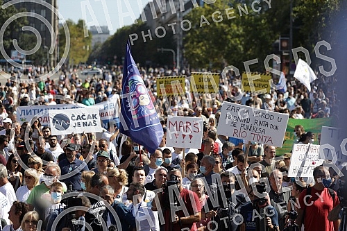In front of the House of the National Assembly, a protest of several non-governmental organizations began, entitled In front of the House of the National Assembly, a protest of several non-governmental organizations began, entitled