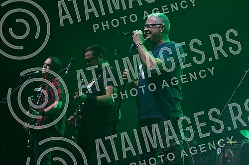 One of the most popular bands in the region, Hladno pivo, organized by the Long Play agency, held a big Belgrade concert in the Belekspo Center, as part of a series of performances before, as they announce, a long concert break.Jedan od najpopularn