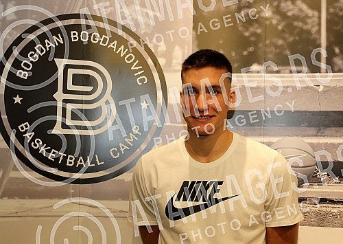 Press conference of Serbian basketball player Bogdan Bogdanovic on the occasion of the children's basketball camp.Pres konferencija srpskog kosarkaskog reprezentivca Bogdana Bogdanovic povodom decijeg kosarkaskog kampa. 
