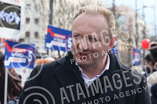At the Terazije Fountain, representatives of the 