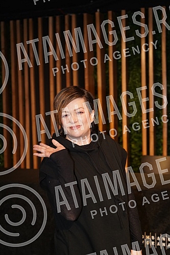 On the occasion of the concert in Kombank hall on February 13, the group Negative organized a gathering with journalists in the Jazz canteen Lisbon.
Grupe Negative je povodom koncerta u Kombank Dvorani 13. februara, organizovala druzenje sa novinari On the occasion of the concert in Kombank hall on February 13, the group Negative organized a gathering with journalists in the Jazz canteen Lisbon.
Grupe Negative je povodom koncerta u Kombank Dvorani 13. februara, organizovala druzenje sa novinari