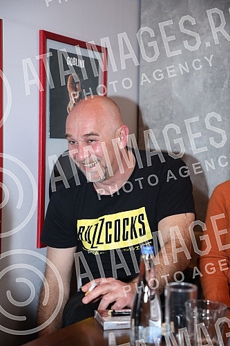 Promotion of the anthological album 