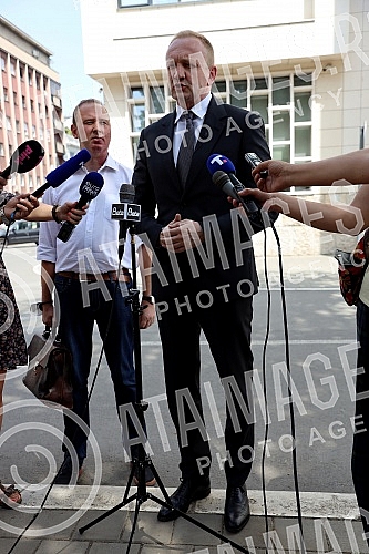 The president of the Freedom and Justice Party, Dragan Djilas, gave a statement to the First Basic Public Prosecutor's Office regarding the charges he filed against Serbian President Aleksandar Vucic and Finance Minister Sinisa Mali for 
