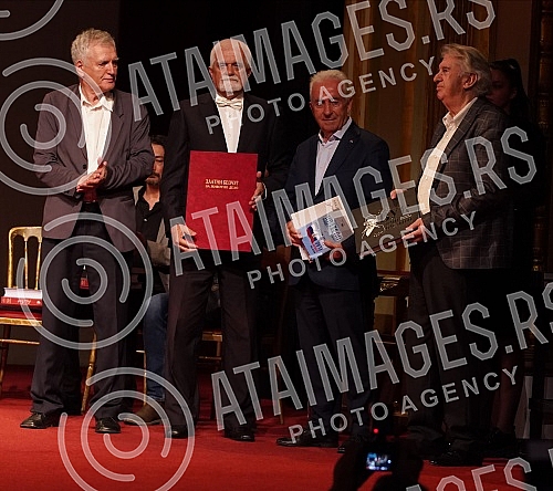 The ceremonial presentation of the 51st Golden Beocug Award and the Charter was held on the Grand Stage of the National Theater.Svecano urucenje 51. nagrade Zlatni Beocug i Povelje odrzano je  na Velikoj sceni Narodnog pozorista.