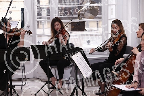 A press conference was held at the RTS Club on the occasion of the presentation of the new, jubilee 85th season of the RTS Symphony Orchestra.U RTS klubu je odrzana konferencija za medije povodom predstavljanja nove, jubilarne 85. sezone Simfonijsk