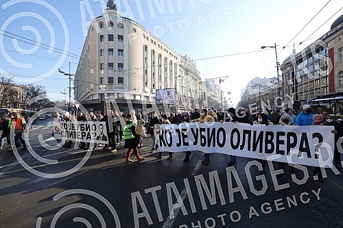 On the fourth anniversary of the murder of Oliver Ivanovic, citizens and opposition leaders gathered in front of the Presidency of the Republic of Serbia, and then went for a walk along the route to the Church of St. Mark under the slogan 