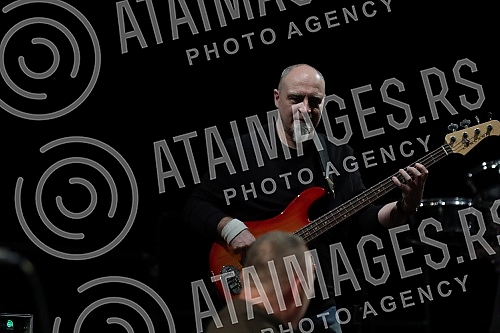 A concert in honor of the legendary drummer Dragoljub Djuricic, the man with the biggest smile on the domestic music scene, was held at the Atelier 212 theater.Koncert u cast legendarnog bubnjara Dragoljuba Djuricica, coveka sa najvecim osmehom na 