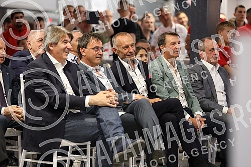 Exactly 30 years have passed since Crvena Zvezda made its name in the history of European football, winning the title of European Champion in Bari, and on that occasion a cocktail party was held where numerous club legends evoked memories of the grea Exactly 30 years have passed since Crvena Zvezda made its name in the history of European football, winning the title of European Champion in Bari, and on that occasion a cocktail party was held where numerous club legends evoked memories of the grea