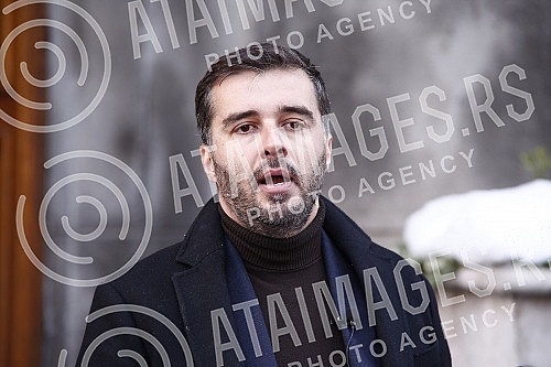 A press conference was held in front of the Government of Serbia on the action Kreni Promeni on the occasion of submitting a petition with 290,000 signatures, which would prevent the exploitation of lithium in Serbia.
Ispred Vlade Srbije odrzana je A press conference was held in front of the Government of Serbia on the action Kreni Promeni on the occasion of submitting a petition with 290,000 signatures, which would prevent the exploitation of lithium in Serbia.
Ispred Vlade Srbije odrzana je