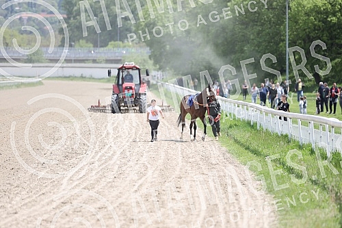 First May - Labor Day at the Belgrade Hippodrome.Prvi maj, praznik rada na beogradskom Hipodromu.