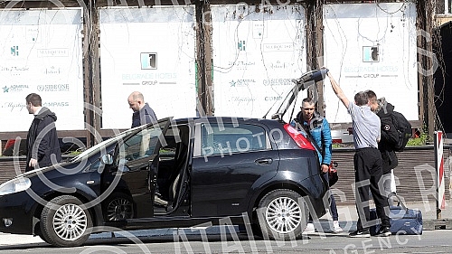 In Serbia, intercity bus service was suspended at noon to prevent the spread of the coronavirus.
U Srbiji je u podne obustavljen medjugradski autobuski prevoz zbog sprecavanja sirenja korona virusa. In Serbia, intercity bus service was suspended at noon to prevent the spread of the coronavirus.
U Srbiji je u podne obustavljen medjugradski autobuski prevoz zbog sprecavanja sirenja korona virusa.