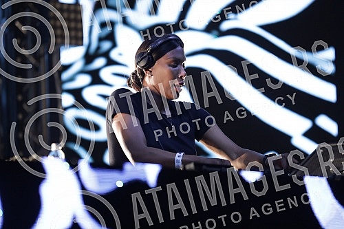 The long-awaited Matinée Fest will host the world's biggest stars of the electronic music scene from August 26 to 28, at the Kalemegdan Fortress, near Pobednik. Dugo ocekivani festival Matinée Fest od 26. do 28. avgusta ugostice najvece svetske zve