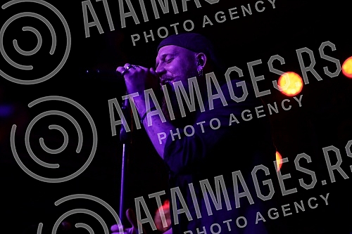 The rock group Generation 5 marked its 44th anniversary with a concert in the American Hall of the Youth Center in Belgrade.Rok grupa Generacija 5 je 44. godine postojanja obelezila koncertom u sali Amerikana Doma omladine u Beogradu.