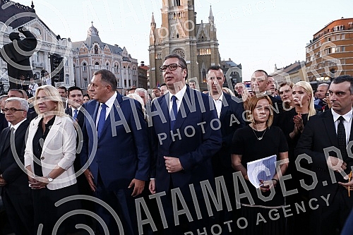 The state manifestation dedicated to the memory of all martyred and exiled Serbs on the occasion of the 27th anniversary of the military action Storm, this year was held in Novi Sad on Freedom Square.Drzavna manifestacija posvecena secanju na sve st