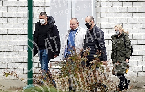 Accompanied by a lawyer, Vladimir Vuletic went to the premises of the Prosecutor's Office for Organized Crime in Ustanicka Street in Belgrade to be questioned about the circumstances of his cooperation with Veljko Belivuk's criminal organization, whi