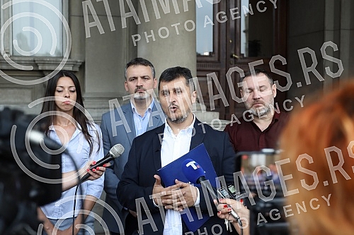 Milos Pavlovic, head of the People's Party's committee group, who will appeal to the Belgrade High Court to annul illegal decisions on the election of mayors, deputy mayors and members of the City Council, held a press conference in front of the Belg