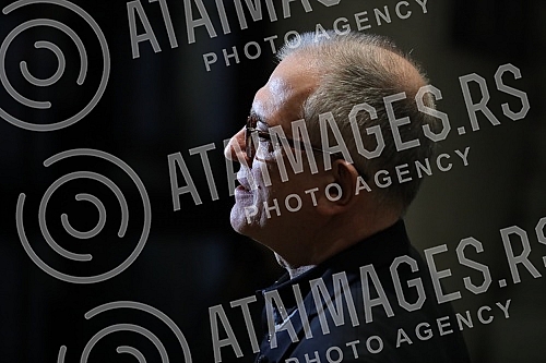 A concert in honor of the legendary drummer Dragoljub Djuricic, the man with the biggest smile on the domestic music scene, was held at the Atelier 212 theater.Koncert u cast legendarnog bubnjara Dragoljuba Djuricica, coveka sa najvecim osmehom na 