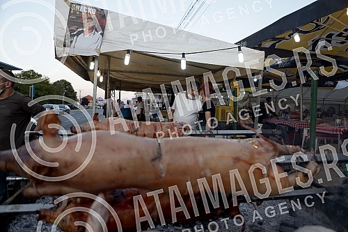 The festival in honor of roast - Pecenjijada in Stopanja..
Festival u slavu pecenja - Pecenjijada u Stopanji. The festival in honor of roast - Pecenjijada in Stopanja..
Festival u slavu pecenja - Pecenjijada u Stopanji.