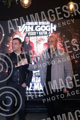 A press conference on the occasion of the Van Gogh group concert in the Kombank Hall was held at the Club Lisbon, and those present were able to see the premiere of the video for the song 