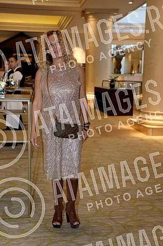 Emir Habibovic and Tamara Selimovic organized a celebration for the birth of their daughter Ariana at the Hyatt hotel.Emir Habibovic i Tamara Selimovic organizovali su u hotelu Hyatt proslavu povodom rodjenja cerke Ariane.