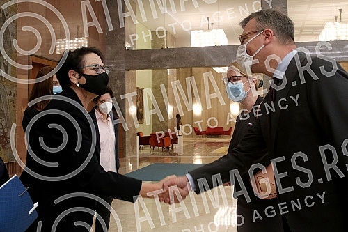 The Minister of Human and Minority Rights and Social Dialogue Gordana Comic met at the Palace of Serbia with the Minister without Portfolio of the Republic of Slovenia in charge of relations between the Republic of Slovenia and the Slovenian national