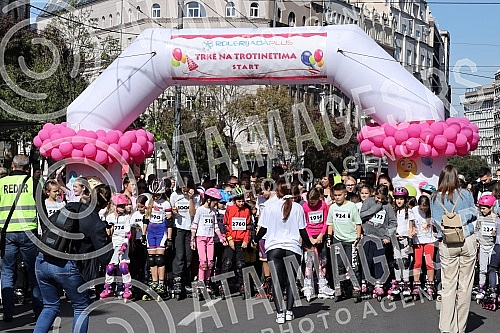 Belgrade roller skating plus, organized by the Belgrade Roller skating Association, under the auspices of the Secretariat for Sports and Youth and the Secretariat for Education and Child Protection of the City of Belgrade, was held in the center of B