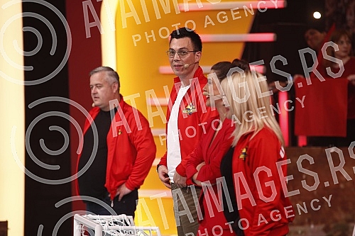 In the RTS studio in Kosutnjak, the recording of a new music sou program, the Music Derby show, has started, as a sign of support for our national team, which is going to Qatar for the football championship.U studiju RTS na Kosutnjaku pocelo je sni