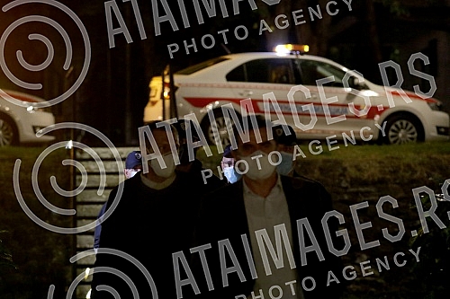 The arrival of communal police (militia) on Belgrade rafts in order to control the implementation of measures in the fight against the crown.
Dolazak komunalne policije (milicije) na beogradske splavove kako bi kontrolisali sprovodjenje mera u borbi The arrival of communal police (militia) on Belgrade rafts in order to control the implementation of measures in the fight against the crown.
Dolazak komunalne policije (milicije) na beogradske splavove kako bi kontrolisali sprovodjenje mera u borbi
