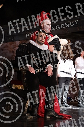 The project Opera on the water on the plateau behind the Geozavod was realized for the fourth time in the capital of Serbia, and the program included an all-evening performance of the opera Rigoletto, in which the main title role was played by the fa The project Opera on the water on the plateau behind the Geozavod was realized for the fourth time in the capital of Serbia, and the program included an all-evening performance of the opera Rigoletto, in which the main title role was played by the fa