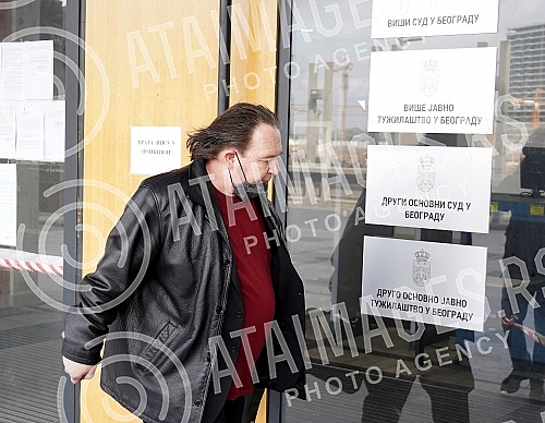 Actor Branko Vidakovic continues trial in Belgrade High Court on charges of unauthorized possession of drugs for personal use.U Visem sudu u Beogradu nastavljeno sudjenje glumcu Branku Vidakovicu povodom optuzbi za neovlasceno drzanje droge za licn