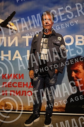 Zoran Kiki Lesendric and the group Piloti promoted the album 