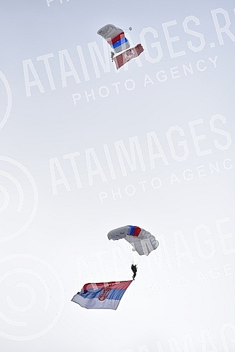 The President of the Republic of Serbia, Aleksandar Vucic, is staying in the Nisava District, and on the third day he visited the Military Airport 