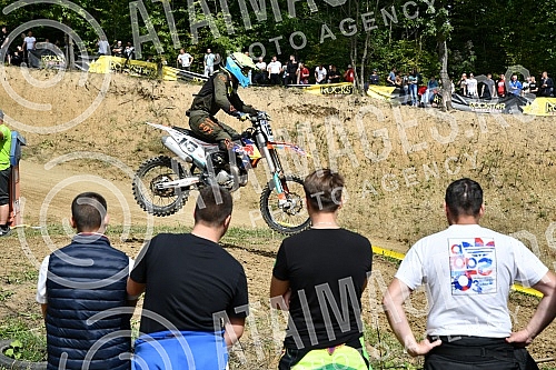 A motocross competition was held at the MX Park Tresnjari track in Kraljevo.
Na stazi MX park Tresnjari u Kraljevu odrzano je takmicenje u moto krosu. A motocross competition was held at the MX Park Tresnjari track in Kraljevo.
Na stazi MX park Tresnjari u Kraljevu odrzano je takmicenje u moto krosu.